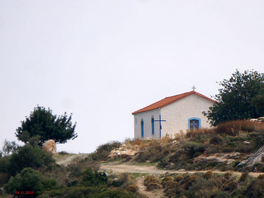 Церковь Николая Чудотворца, Сикеа (Пелопоннес (Πελοπόννησος), Греция). общий вид в ландшафте