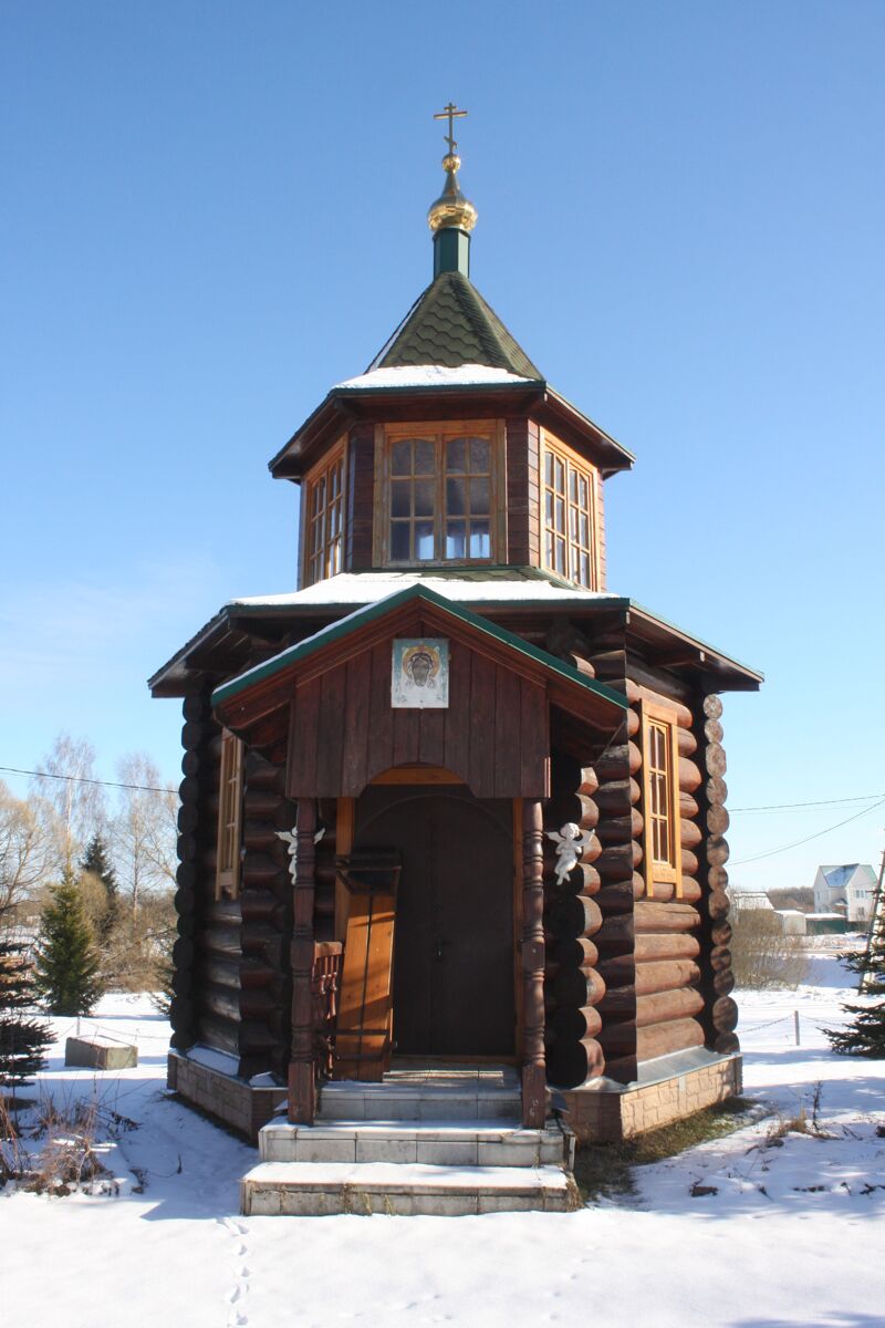 Часовня Троицы Живоначальной, Хранёво (Лотошинский городской округ, Московская область). фасады