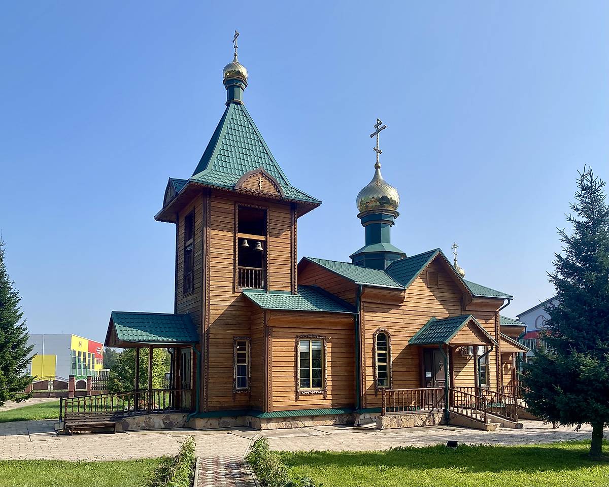 Вид с ЮЗ, фасады. Церковь Троицы Живоначальной, Солгон (Ужурский район, Красноярский край)