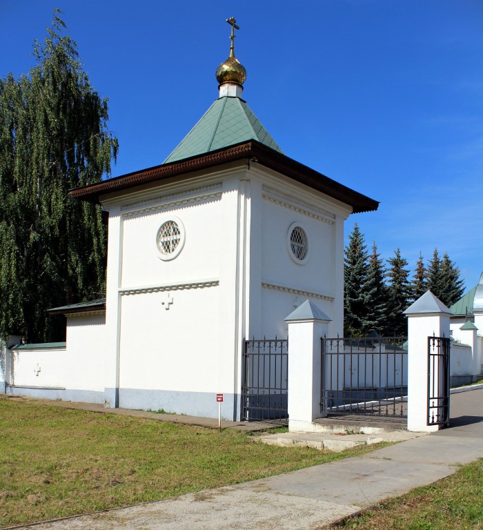 Бородино. Часовня Параскевы Пятницы. фасады