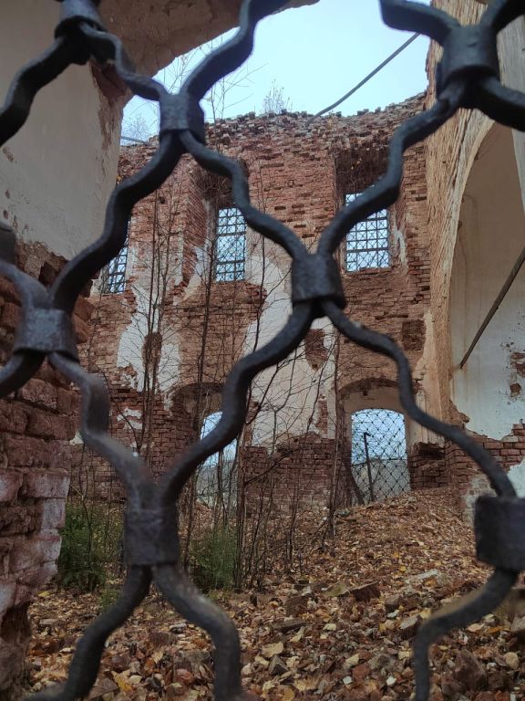 Церковь Покрова Пресвятой Богородицы, Поповка Мунская (Вашкинский район, Вологодская область). архитектурные детали