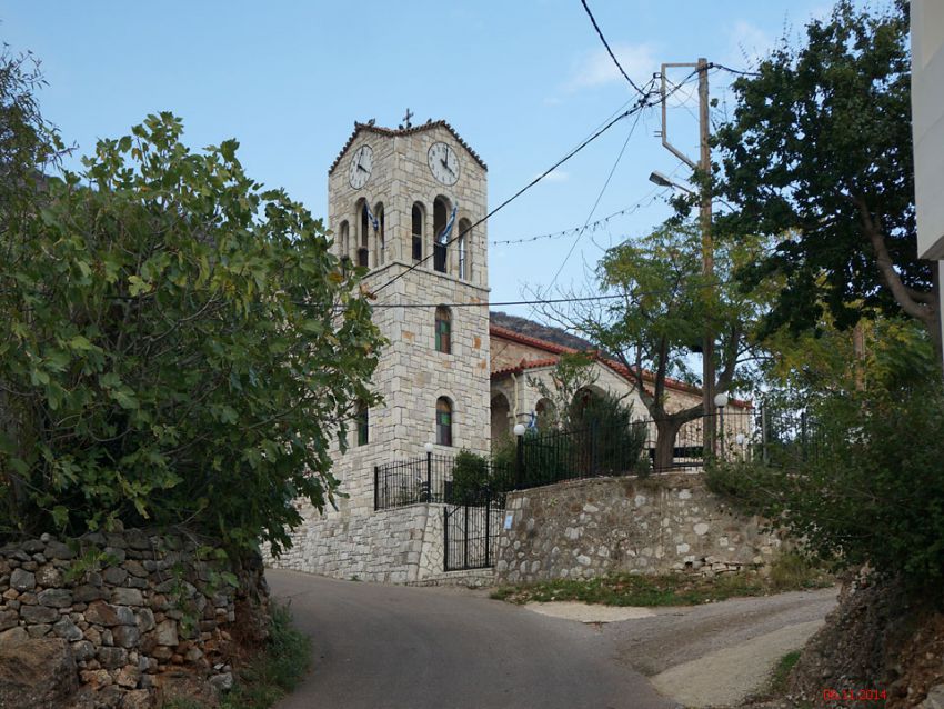 Церковь Димитрия Солунского, Мавромати (Пелопоннес (Πελοπόννησος), Греция). фасады