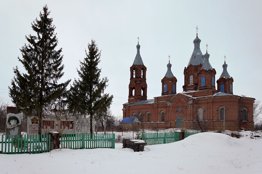 Советское. Церковь Богоявления Господня. фасады