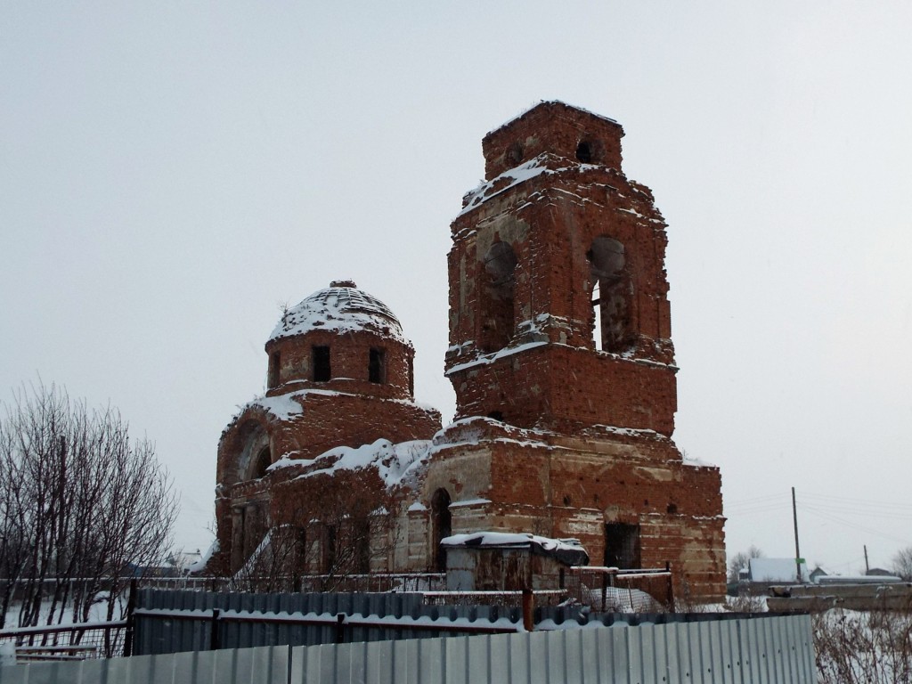 Круглое Поле, деревня. Церковь Богоявления Господня. фасады