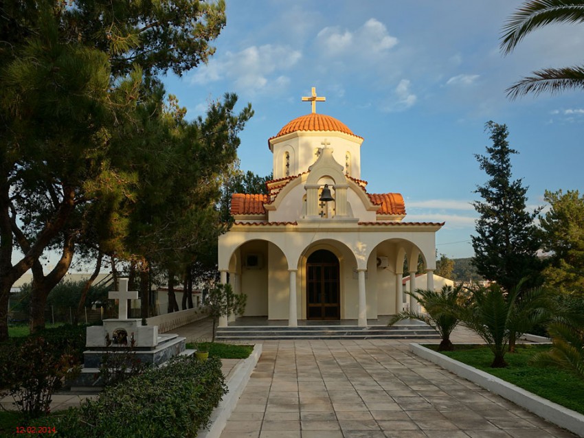 Церковь Пантелеимона Целителя, Ретимно (Крит (Κρήτη), Греция). фасады