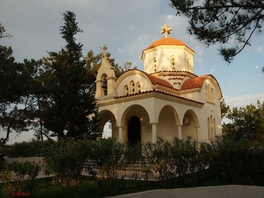 Церковь Пантелеимона Целителя, Ретимно (Крит (Κρήτη), Греция). фасады