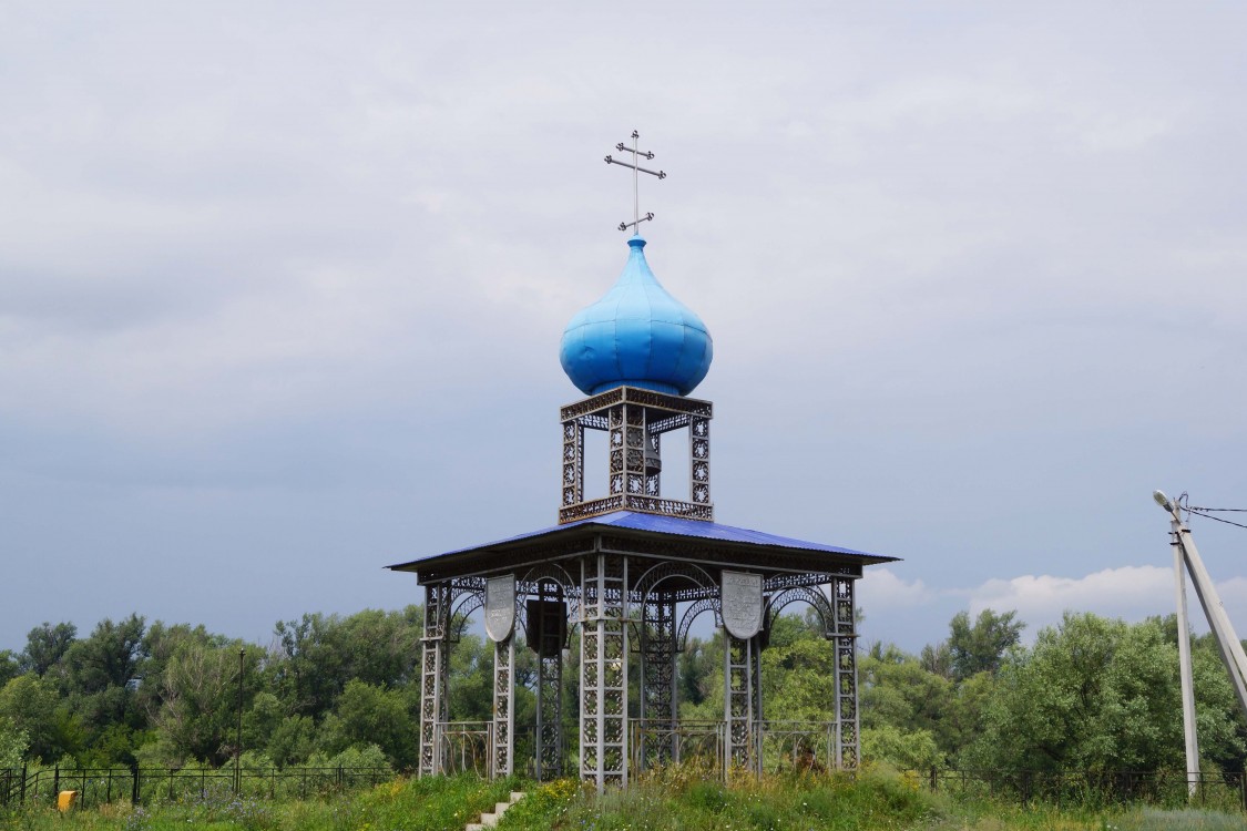 Часовня в память о погибших в годы Великой Отечественной войны, Красный Яр (Красноярский район, Самарская область). фасады
