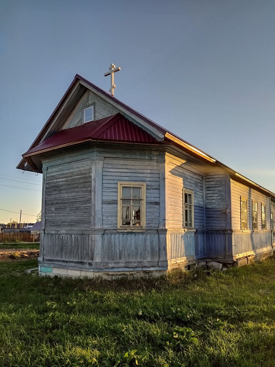 Церковь Сошествия Святого Духа, Емецк (Холмогорский район, Архангельская область). фасады