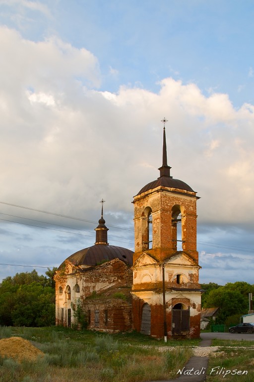 Меловатка. Церковь Димитрия Солунского. фасады