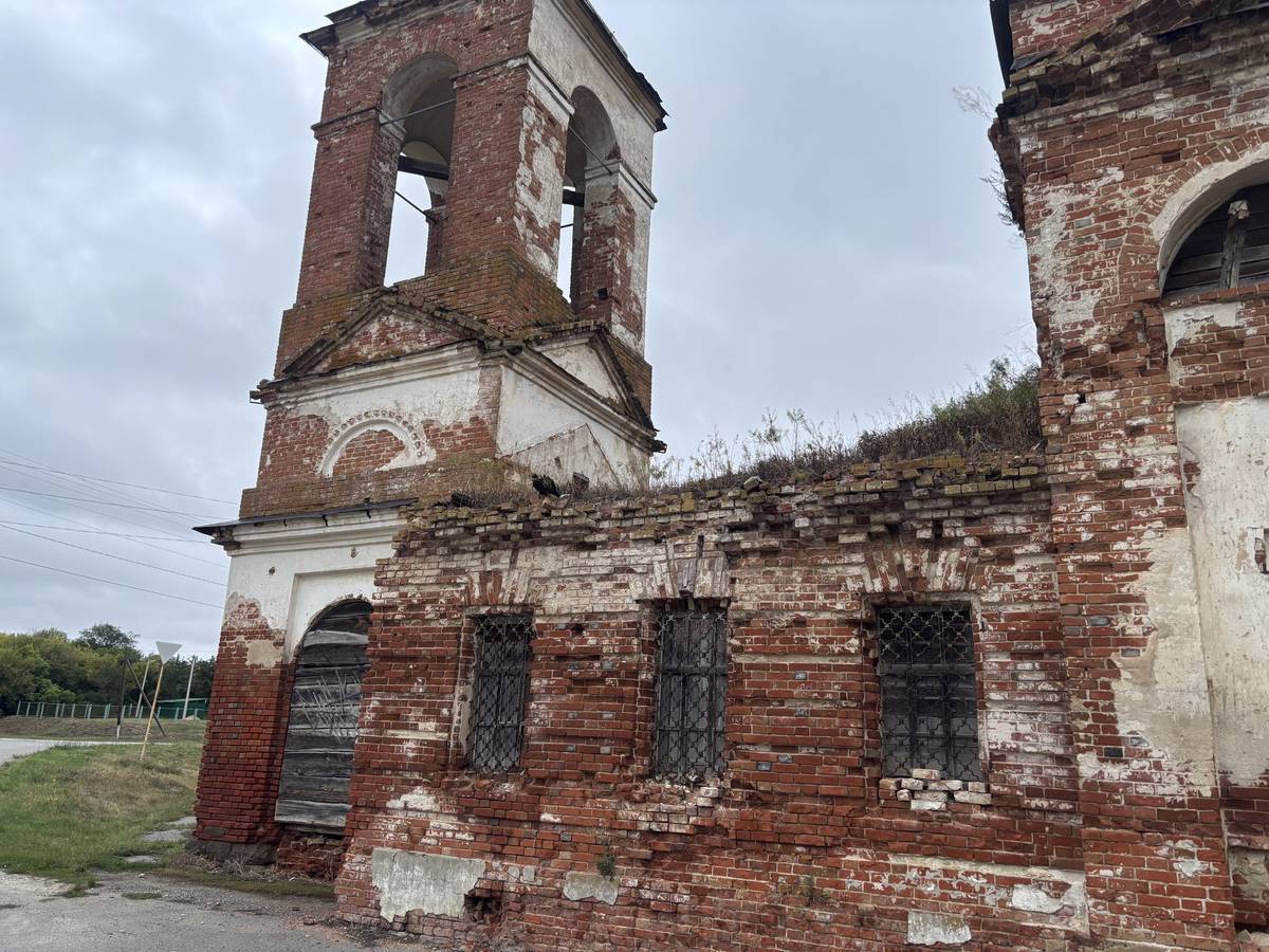 Церковь Димитрия Солунского, Меловатка (Жирновский район, Волгоградская область). архитектурные детали