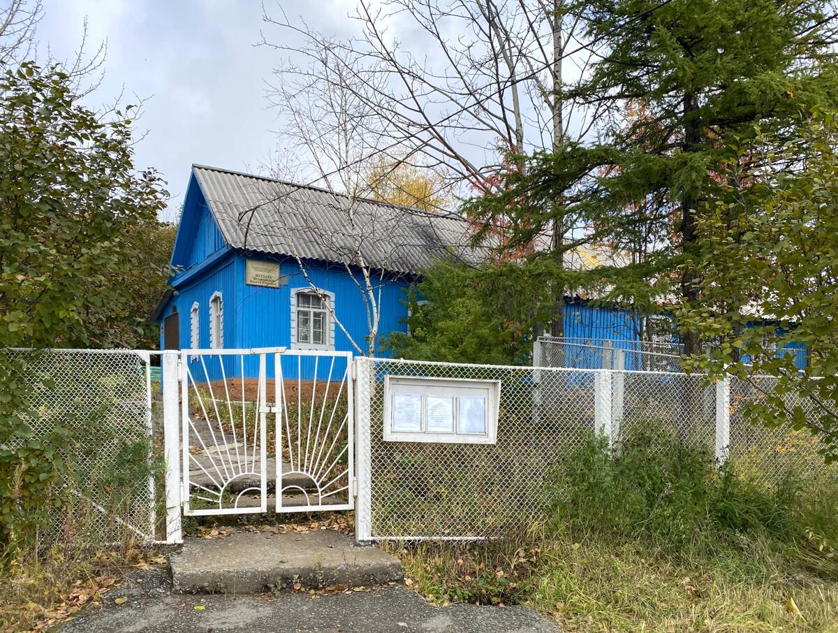 Церковь Воздвижения Креста Господня (старая), Сокол (Магадан, город, Магаданская область). фасады, Вид с юго-запада