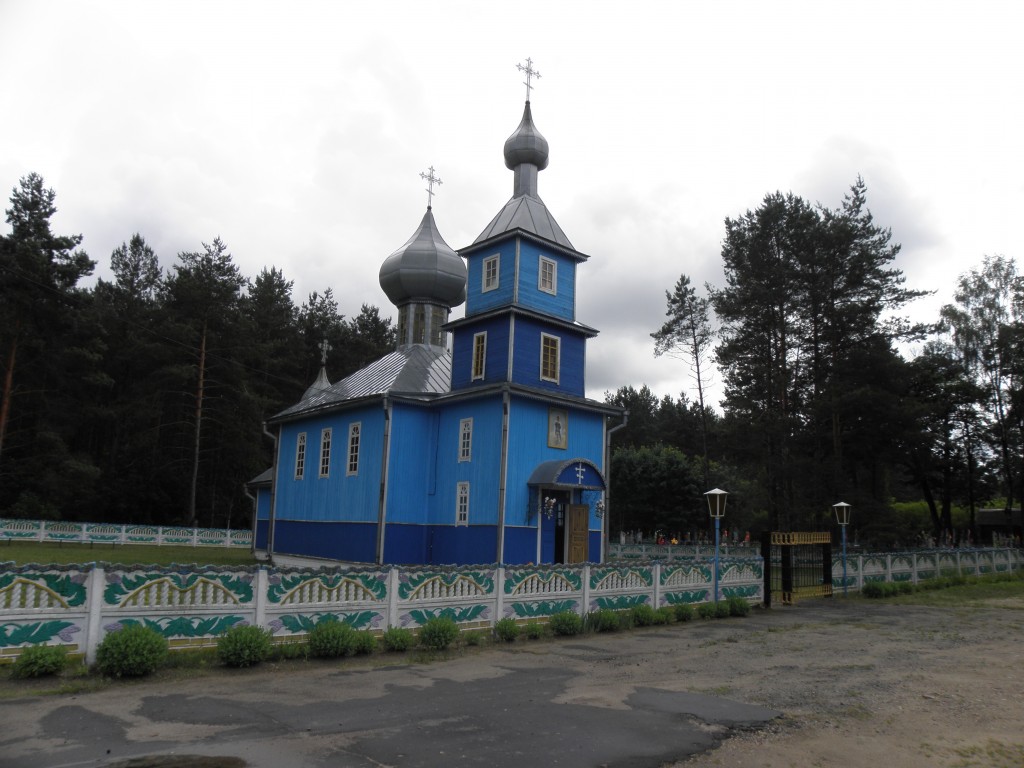 Церковь Александра Невского, Лыще (Пинский район, Беларусь, Брестская область). общий вид в ландшафте