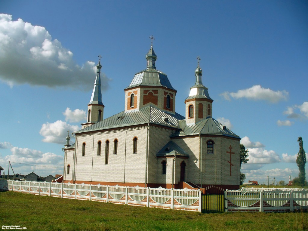 Церковь Михаила Архангела, Плещицы (Пинский район, Беларусь, Брестская область). фасады