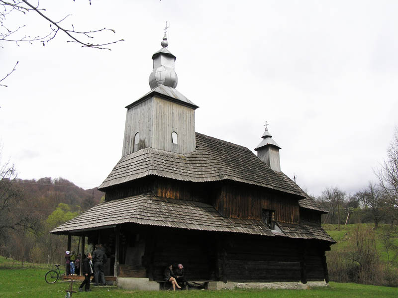Церковь Василия Великого, Соль (Великоберезнянский район, Украина, Закарпатская область). фасады