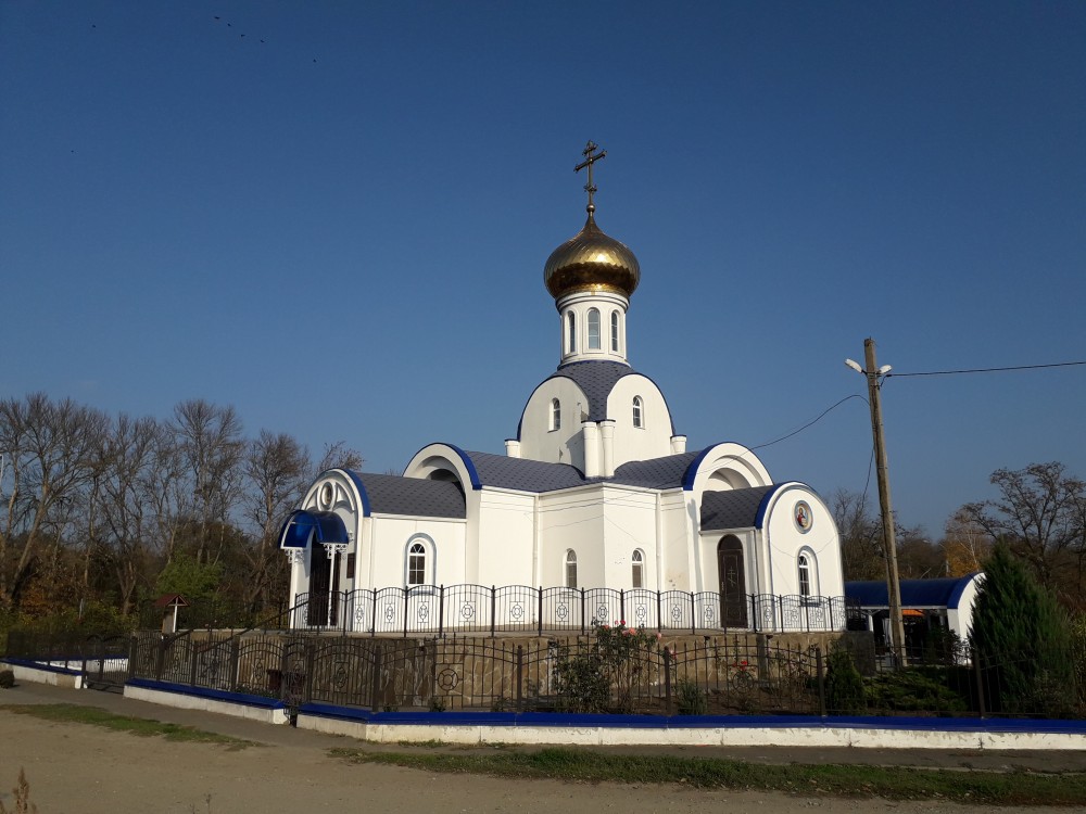 Церковь Рождества Пресвятой Богородицы, Атаманская (Павловский район, Краснодарский край). фасады