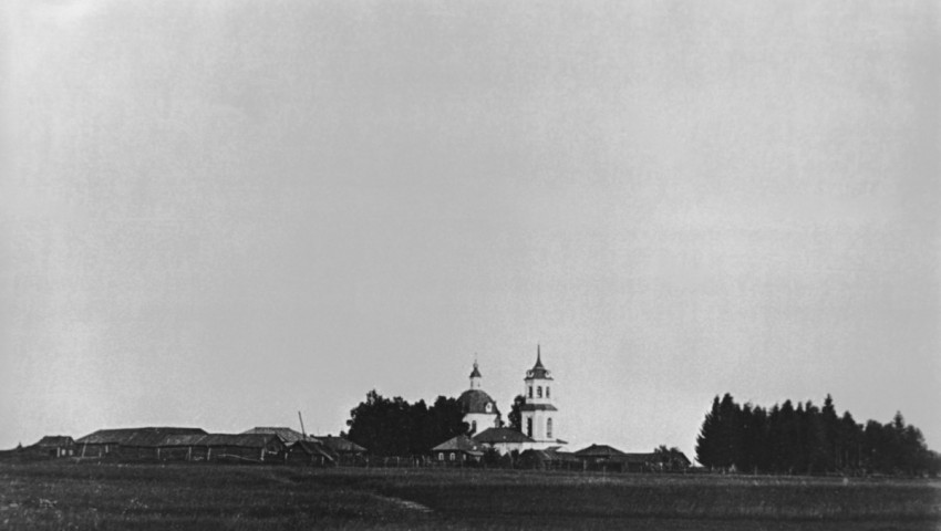 Вишкиль. Церковь Тихвинской иконы Божией Матери. архивная фотография, С сайта: http://rodnaya-vyatka.ru/places/78109