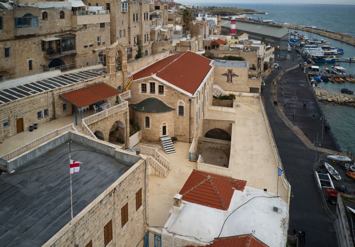 Тель-Авив - Яффо. Монастырь Михаила Архангела. общий вид в ландшафте