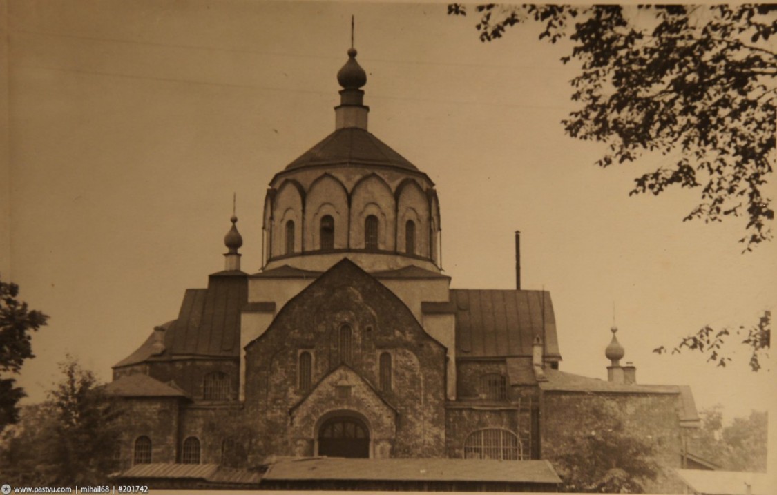 Церковь Успения Пресвятой Богородицы (старообрядческая), Нижегородский район (Нижний Новгород, город, Нижегородская область). архивная фотография, Источник: https://pastvu.com/  фото с северной стороны.  Направление съемки:Юг