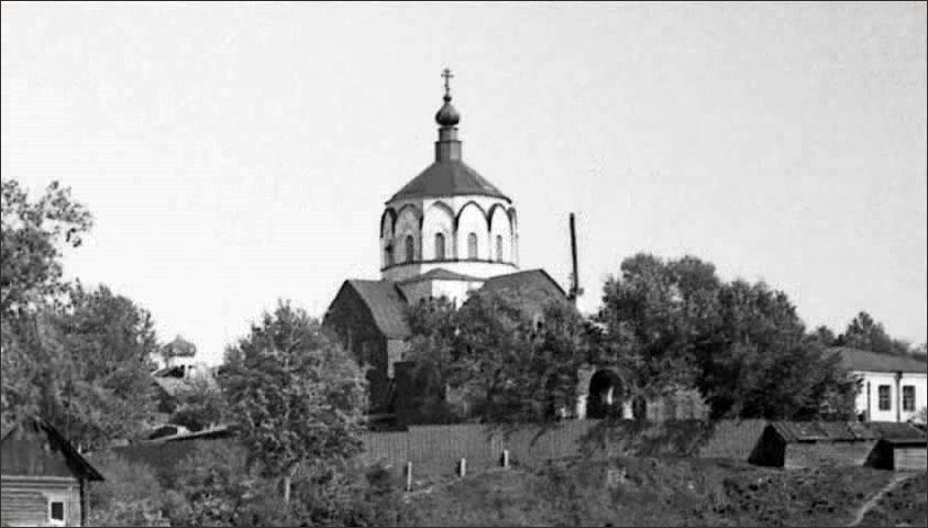 Церковь Успения Пресвятой Богородицы (старообрядческая), Нижегородский район (Нижний Новгород, город, Нижегородская область). архивная фотография, Источник: http://mu-pankratov.livejournal.com/  Вид с Канавинского моста.