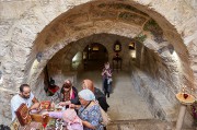 Пещера убиенных Вифлеемских младенцев, Вид в глубину пещеры<br>, Вифлеем, Палестина, Прочие страны
