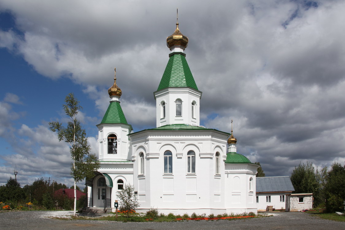 Церковь Владимира равноапостольного, Хрустальная (Первоуральск (ГО Первоуральск), Свердловская область). фасады