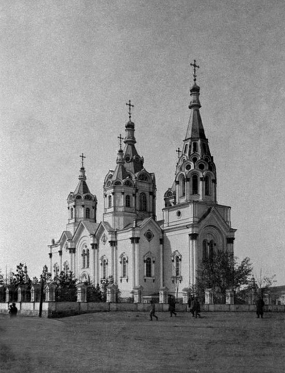 Красноярск. Собор Рождества Пресвятой Богородицы. архивная фотография, Фотография кон. XIX-нач. XX вв. Источник http://drevo-info.ru/articles/25412.html