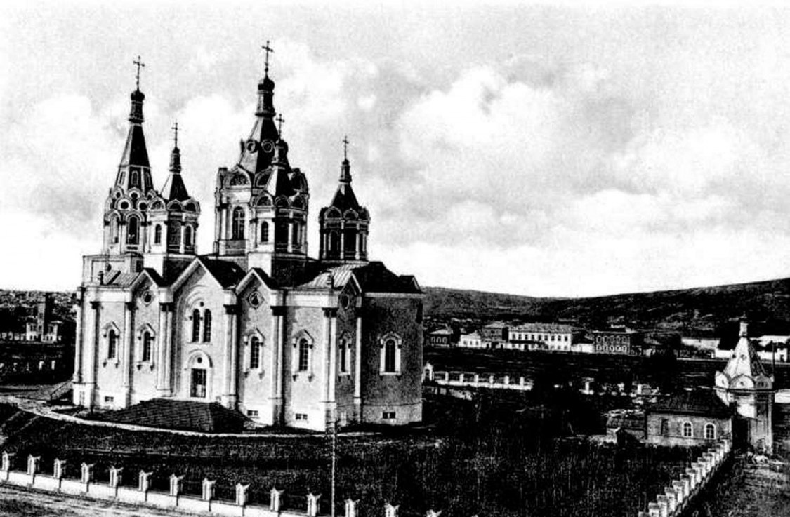 Красноярск. Собор Рождества Пресвятой Богородицы. архивная фотография