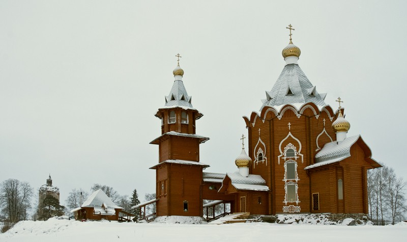 Церковь Иоанна Предтечи, Заручевская (Вельский район, Архангельская область). фасады, Ансамбль Владимирской и Предченской церквей