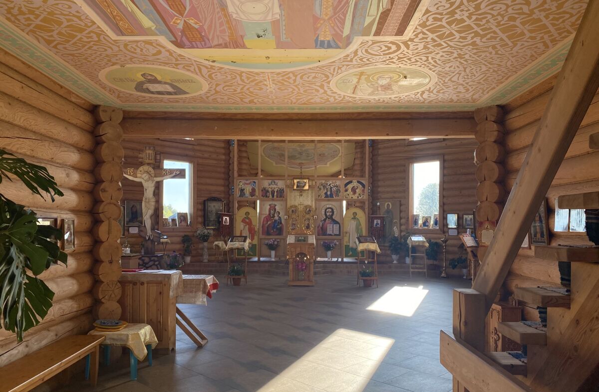 Церковь Иоанна Предтечи, Заручевская (Вельский район, Архангельская область). интерьер и убранство, Интерьер, вид от входа