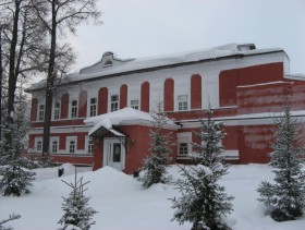 Елабуга. Домовая церковь Покрова Пресвятой Богородицы при бывшем Александринском  детском приюте