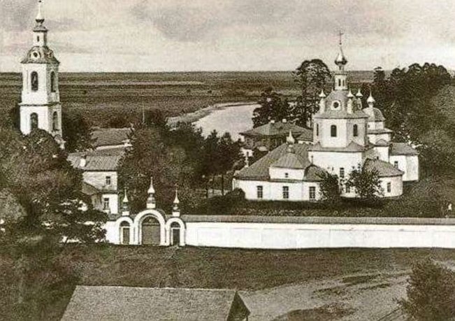 Николаевский Моденский мужской монастырь, Модно (Устюженский район, Вологодская область). архивная фотография, Фото нач. ХХ века. Источник: https://kanonizacia.cerkov.ru/nikolo-modenskij-monastyr/