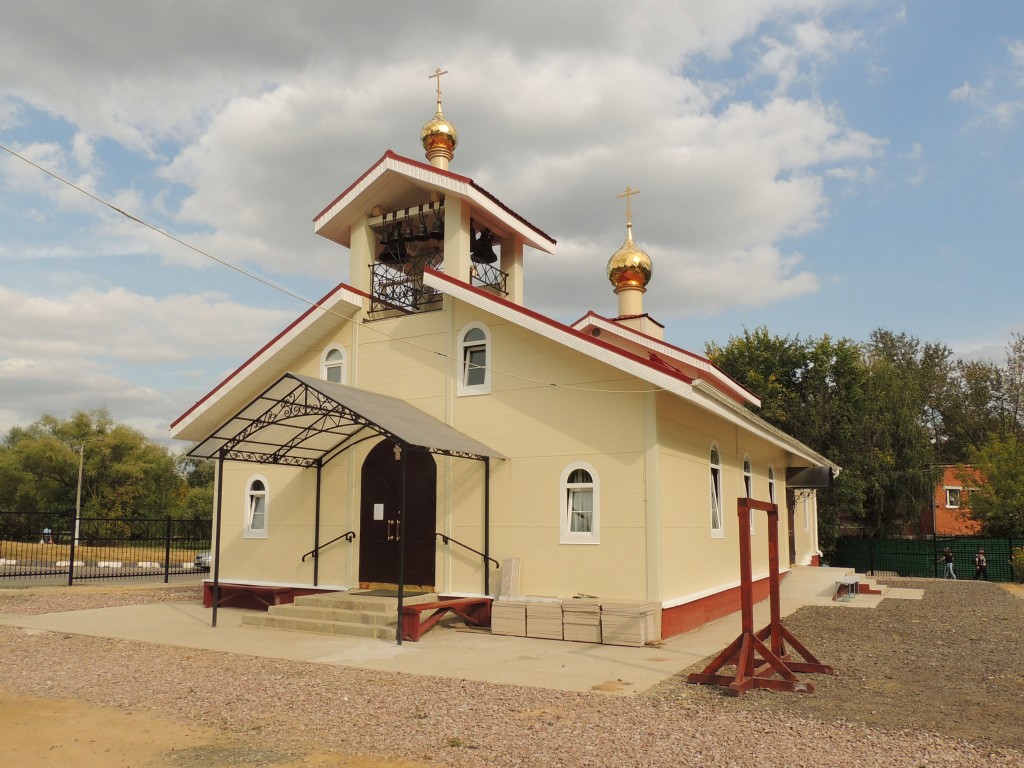 Царицыно. Церковь Михаила Архангела в Царицыне (новая). фасады