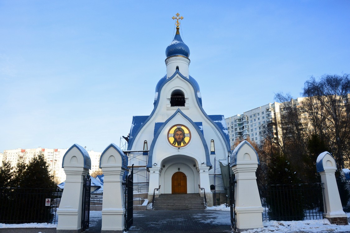 Церковь Покрова Пресвятой Богородицы в Орехове-Борисове (новая), Орехово-Борисово Южное (Южный административный округ (ЮАО), г. Москва). фасады