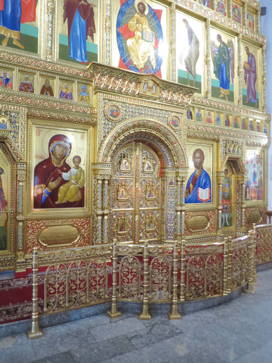 Церковь Покрова Пресвятой Богородицы в Орехове-Борисове (новая), Орехово-Борисово Южное (Южный административный округ (ЮАО), г. Москва). интерьер и убранство, Царские врата