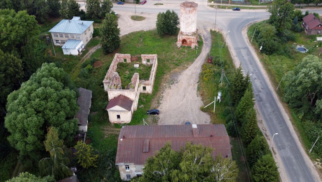 Церковь Троицы Живоначальной, Островское (Островский район, Костромская область). общий вид в ландшафте