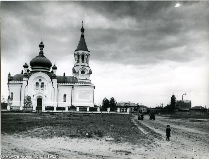 Минусинск. Церковь Троицы Живоначальной. архивная фотография, Источник:http://chtenie-21.ru/blogs/199/1136    Направление съемки:Юго-Восток