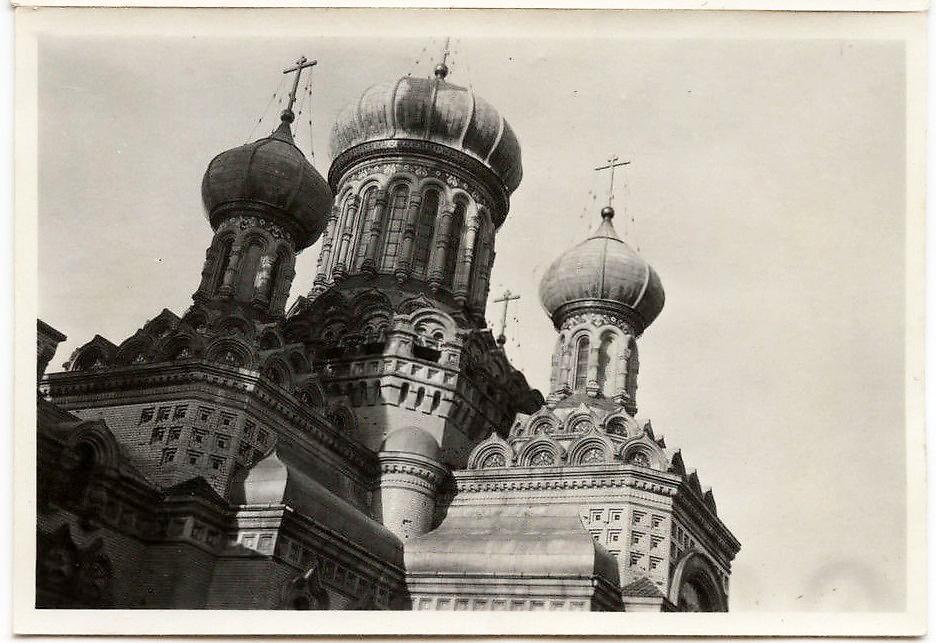 Фото 1941 г. с аукциона e-bay.de, архивная фотография. Белокриницкий Успенский женский монастырь. Собор Успения Пресвятой Богородицы, Белая Криница (Черновицкий район, Украина, Черновицкая область)