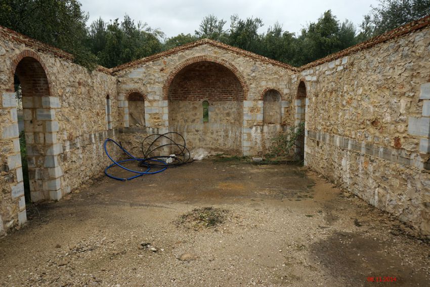 Неизвестная церковь, Сперхойя (Пелопоннес (Πελοπόννησος), Греция). интерьер и убранство