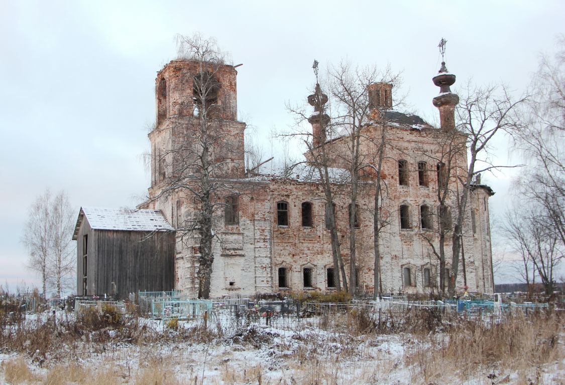 Церковь Троицы Живоначальной, Шадрино (Сокольский район, Вологодская область). фасады, Вид с юго-запада.