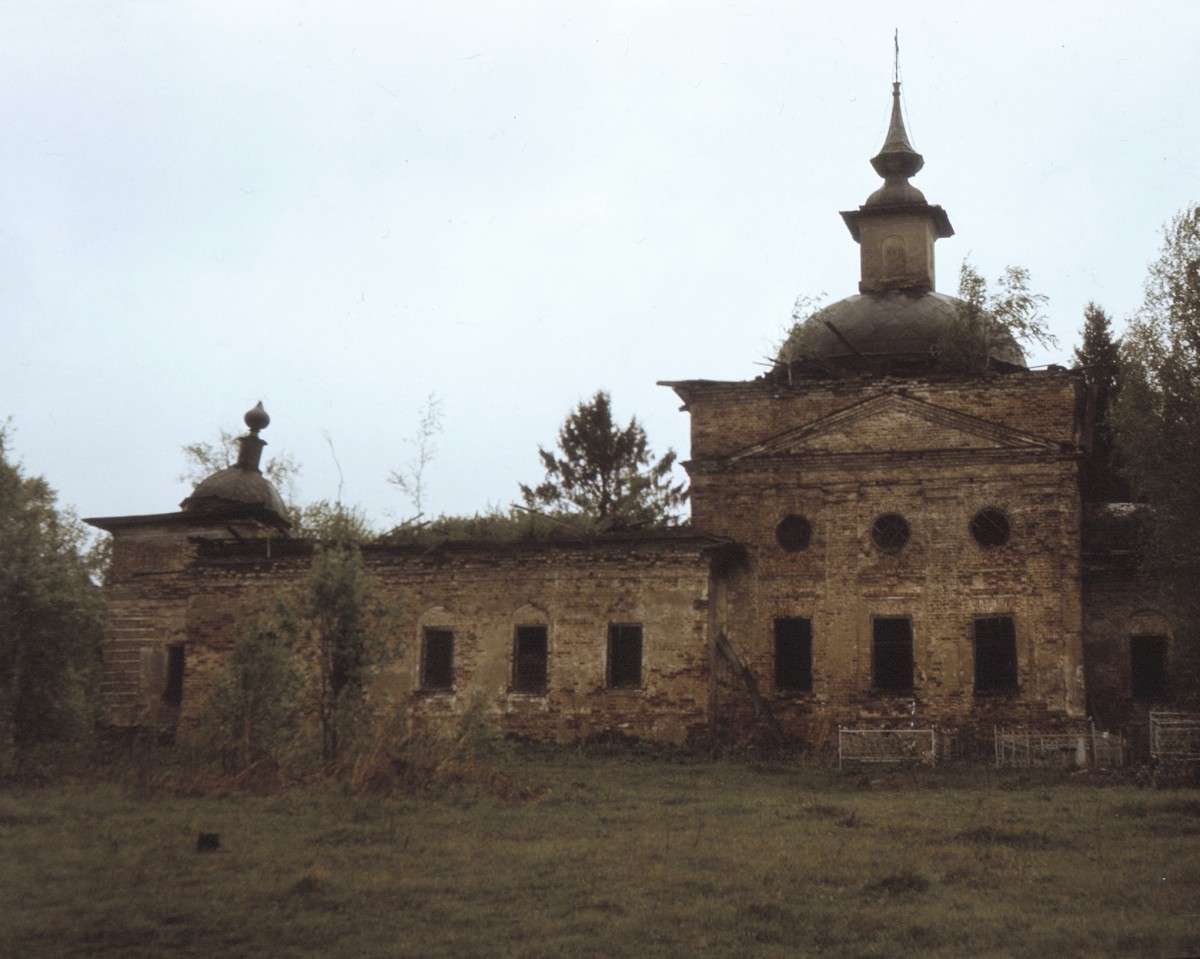 Церковь Рождества Христова, Никольское (Сокольский район, Вологодская область). фасады