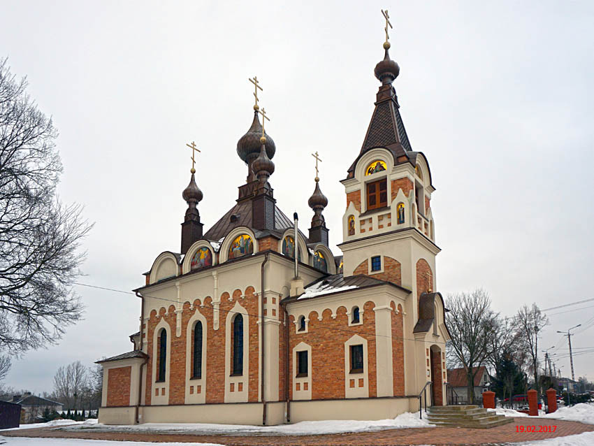 Славатыче. Церковь Покрова Пресвятой Богородицы. фасады