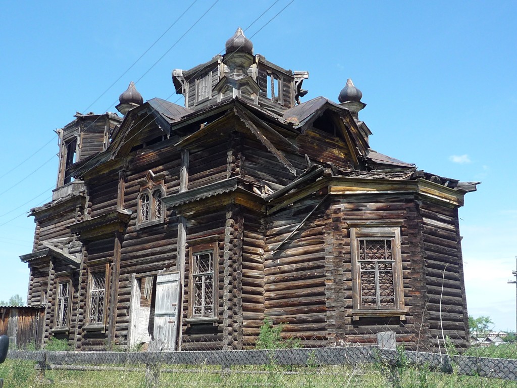 Новоалександровка. Церковь Покрова Пресвятой Богородицы. фасады