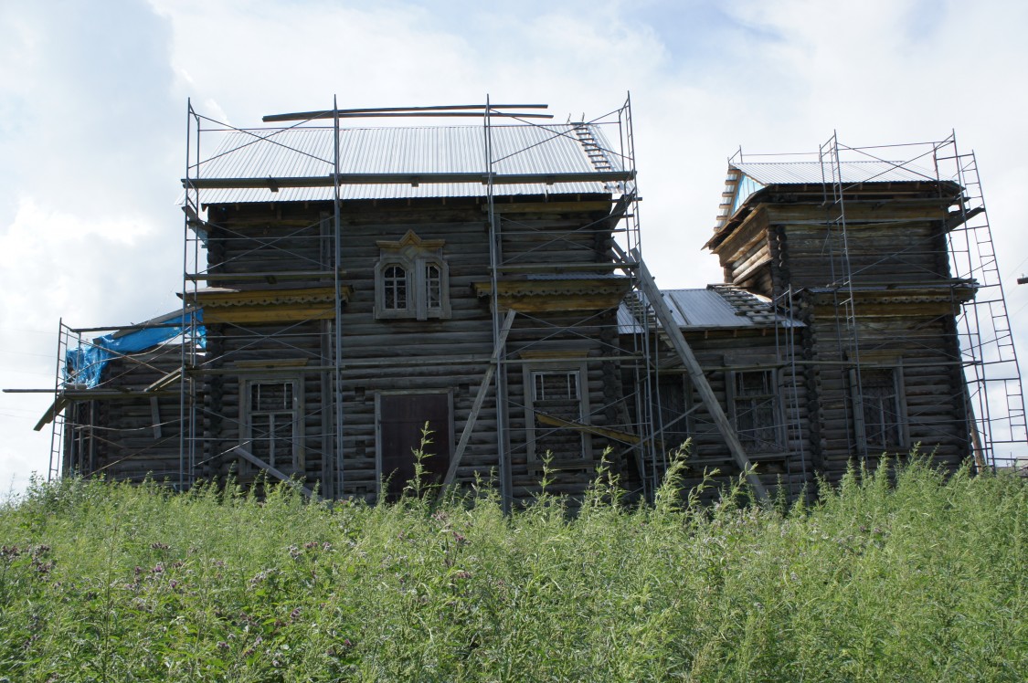 Новоалександровка. Церковь Покрова Пресвятой Богородицы. фасады