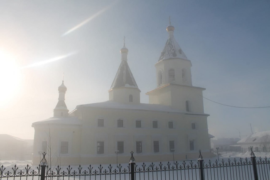 Олёкминск. Собор Спаса Преображения. фасады