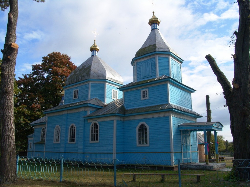 Дубенец. Церковь Рождества Пресвятой Богородицы. фасады