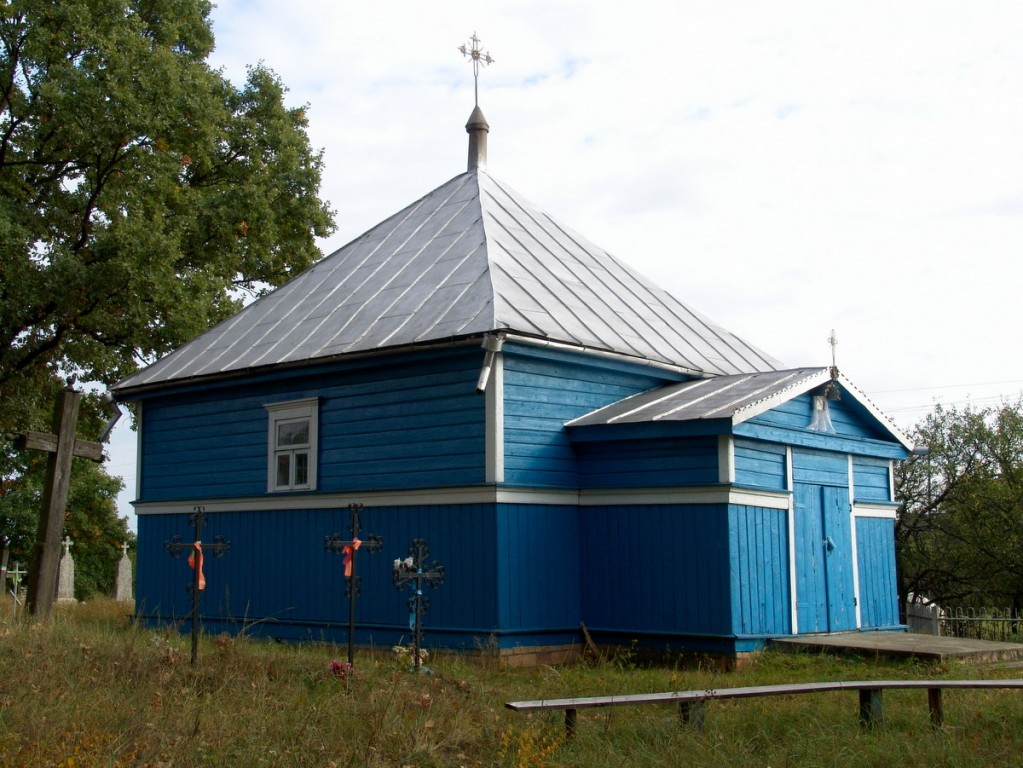 Часовня Троицы Живоначальной, Хорск (Столинский район, Беларусь, Брестская область). фасады