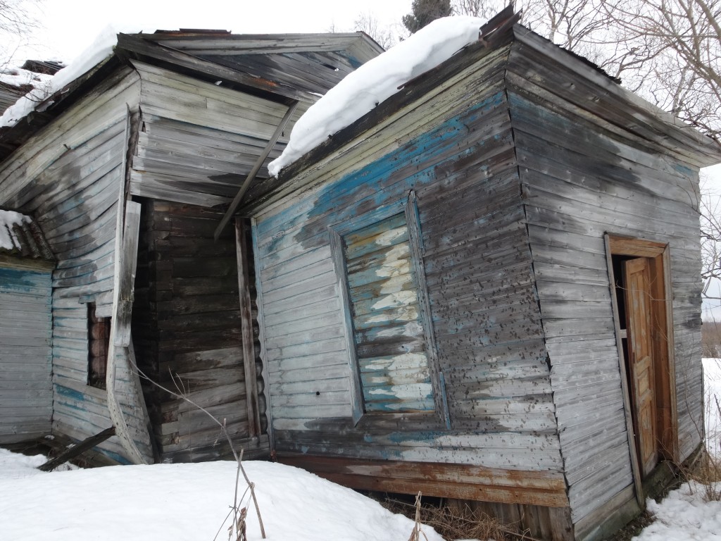 Церковь Михаила Архангела, Чевакино (Холмогорский район, Архангельская область). документальные фотографии, состояние паперти и трапезной