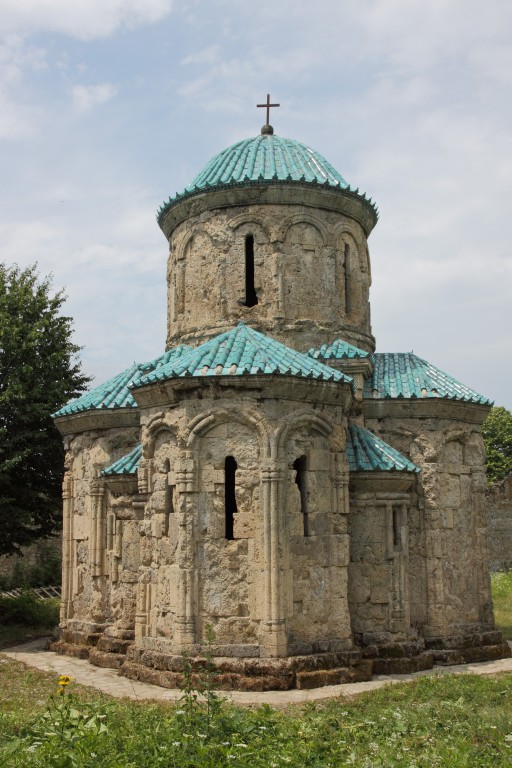 Церковь Георгия Победоносца, Кветера (Кахетия, Грузия). фасады