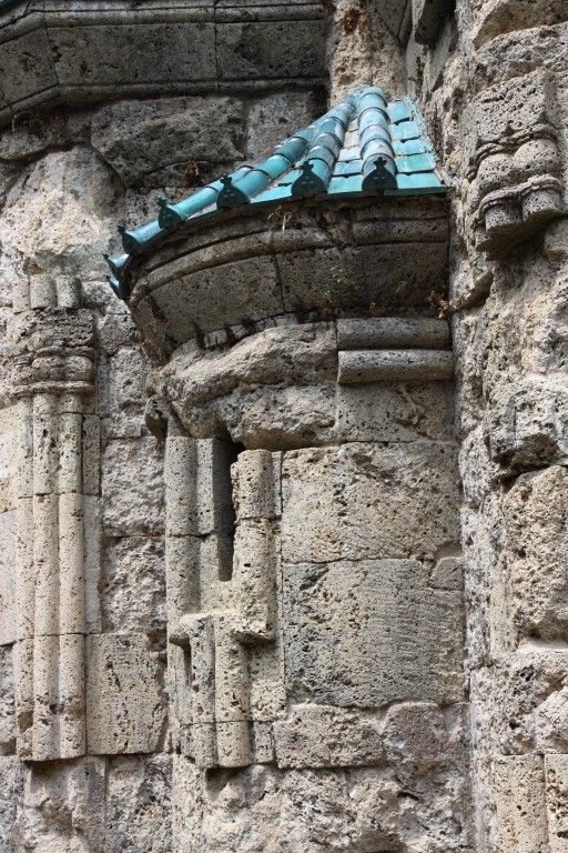 Грузия, Кахетия, Кветера. Церковь Георгия Победоносца, фотография. архитектурные детали