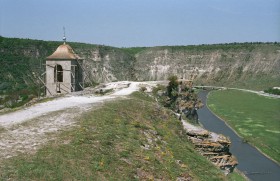 Бутучены. Скит Успения Божией Матери. Колокольня